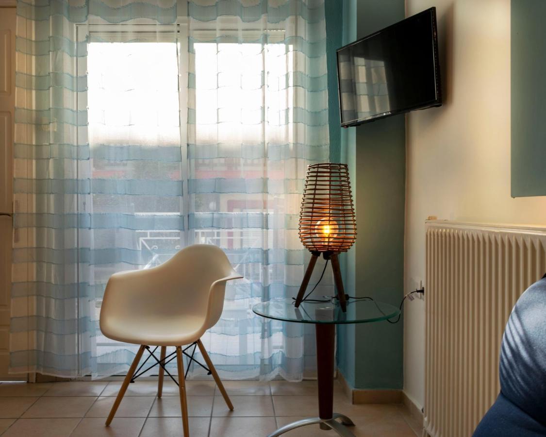 Family Inn Apartments&Suites Неос-Мармарас Экстерьер фото