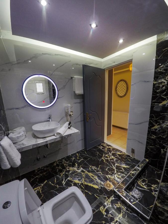 Family Inn Apartments&Suites Неос-Мармарас Экстерьер фото