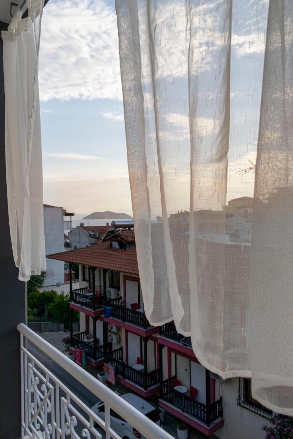 Family Inn Apartments&Suites Неос-Мармарас Экстерьер фото