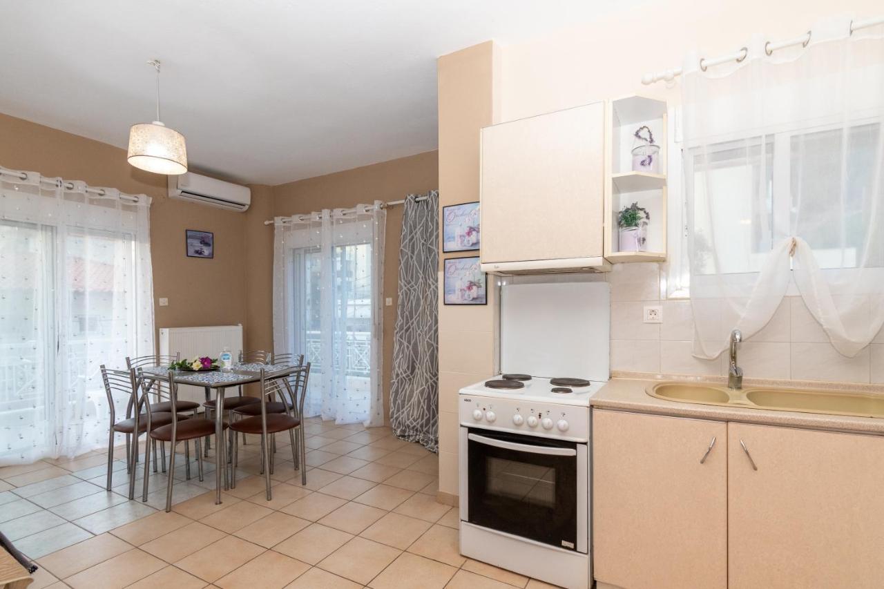 Family Inn Apartments&Suites Неос-Мармарас Экстерьер фото
