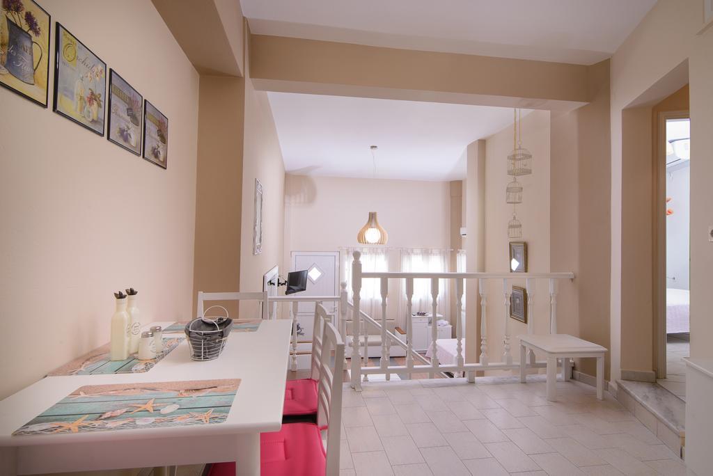 Family Inn Apartments&Suites Неос-Мармарас Экстерьер фото